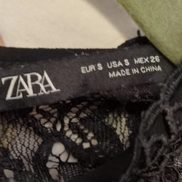Zara Women's Size S Sleeveless Top Black Lace Guipure Crochet Goth - Picture 3 of 4